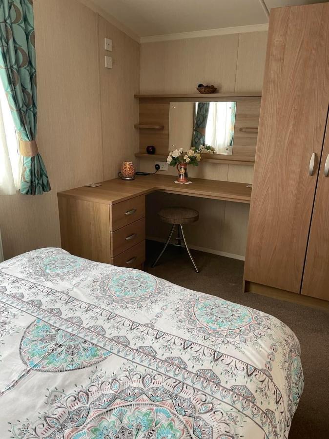 Swift Bordeaux 24 Vila Dunoon Exterior foto
